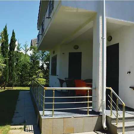 Hotel Pishat E Buta 3*