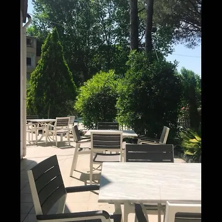 Hotel Pishat E Buta