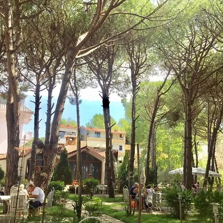 Hotel Pishat E Buta