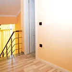 Pishat E Buta 28 Feriehus