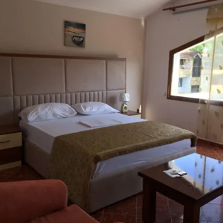 Hotel Pishat E Buta Hotel Golem (Tirana)