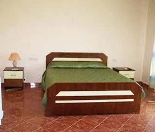 Pishat E Buta 28 Сasa de vacaciones Golem (Tirana)