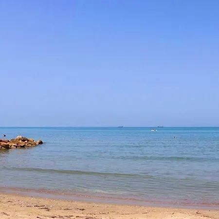 Pishat E Buta 28 * Golem (Tirana)