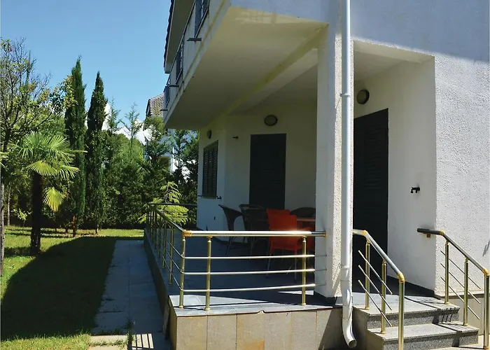 Holiday home Pishat E Buta 28 *