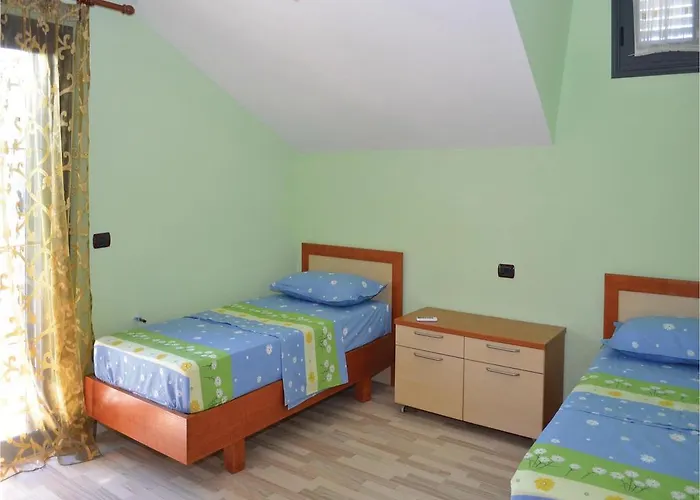 Pishat E Buta 28 Holiday home *